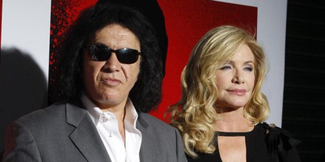 Kiss Frontman Gene Simmons And Longtime Partner Shannon Tweed Tie The
