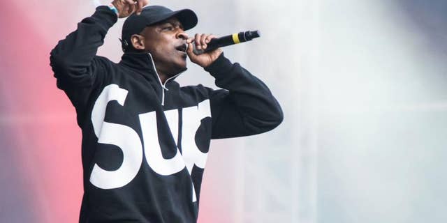 Skepta had a brief relationship with supermodel Naomi Campbell early last year.