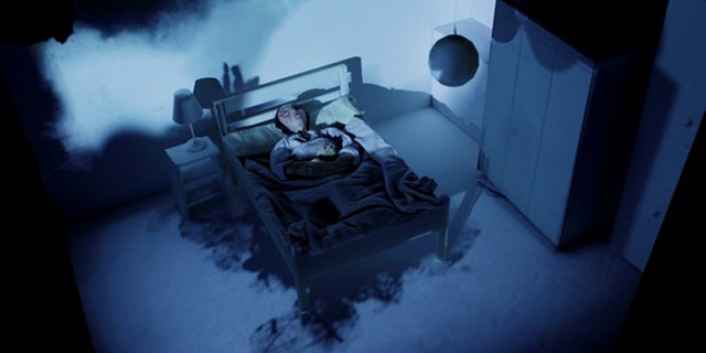 Gangguan tidur yang aneh membuat orang melihat ‘setan’