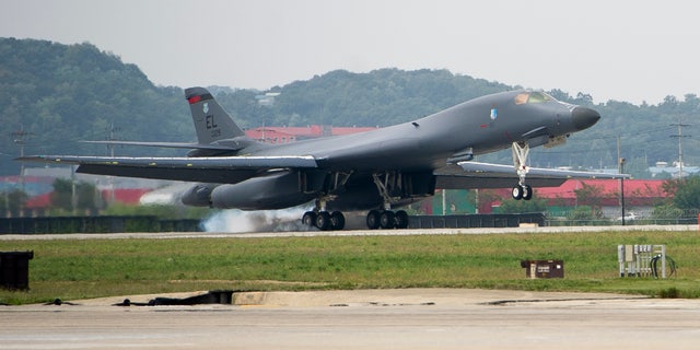 A U.S. Air Force B-1B Lancer landing at Osan Air Base.