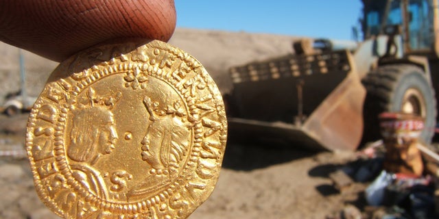 One of the gold coins discovered in the Namibian shipwreck (Dieter Noli)