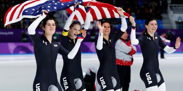 Americans Heather Bergsma, Brittany Bowe, Mia Manganello and Carlijn Schoutens took bronze for the women's team pursuit event.