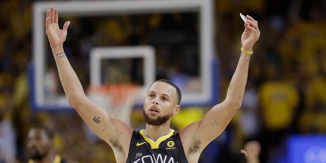 Stephen Curry agreed with LeBron James that the winner of the NBA Championship would most likely not want an invite to the White House.