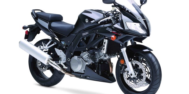 Schroedermeier was riding a Suzuki SV1000 similar to this one.