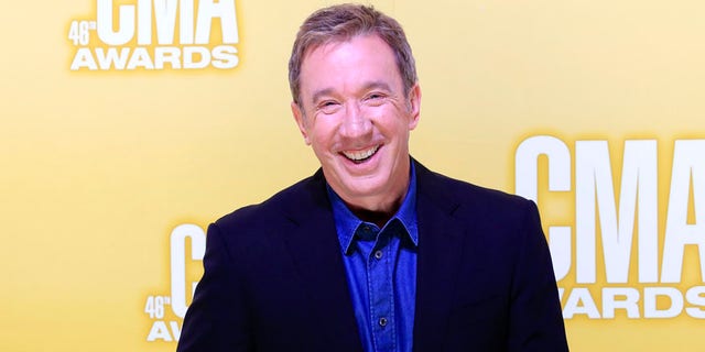 Actor Tim Allen arrives at the 46th Country Music Association Awards in Nashville, Tennessee, November 1, 2012. REUTERS/Eric Henderson (UNITED STATES - Tags: ENTERTAINMENT) - RTR39VWA