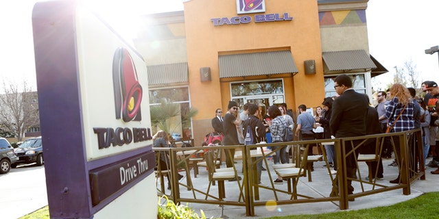 SAN FRANCISCO, CA - FEBRUARY 06: The Mowgli's surprise fans with a live performance at Taco Bell's pre-order pick-up of what could be its biggest food creation yet on February 6, 2016 in San Francisco, California. (Photo by Randy Shropshire/Getty Images for Taco Bell)