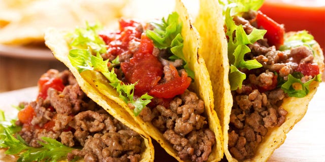 Taco shell preference even revealed differences in sleep patterns, the findings claimed. Hard shell eaters are 41 percent more likely than soft shell eaters to be early risers.