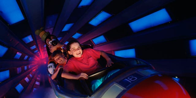 Space Mountain, Magic Kingdom.