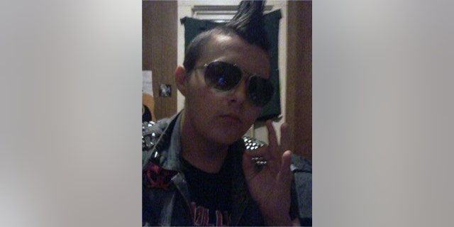 Teenindrain720
