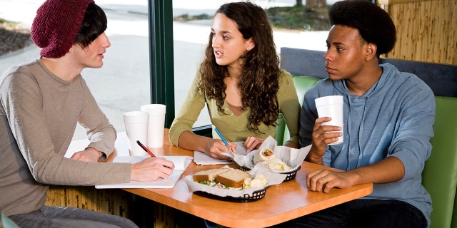 At one New Jersey diner, it's evidently all fun and games for youngsters until it's time to pay the bill.