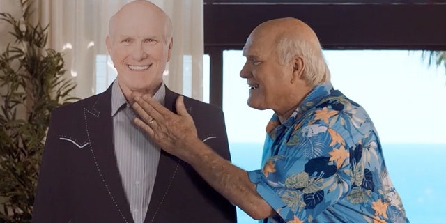 Terry Bradshaw says he didn’t have a problem pronouncing "pneumococcal" during a four-hour commercial shoot.