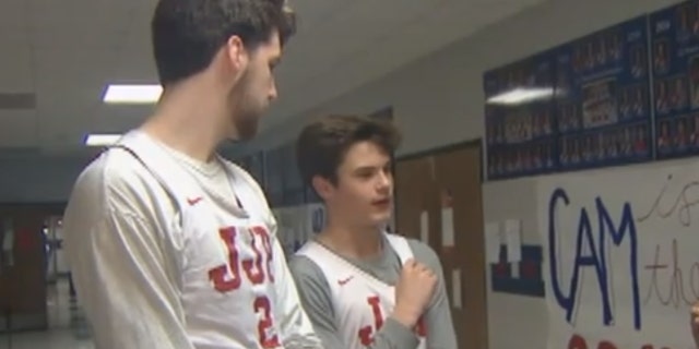 Bryce Johnson and Drew Timme describe how they helped rescue a family from a burning home in North Dallas.