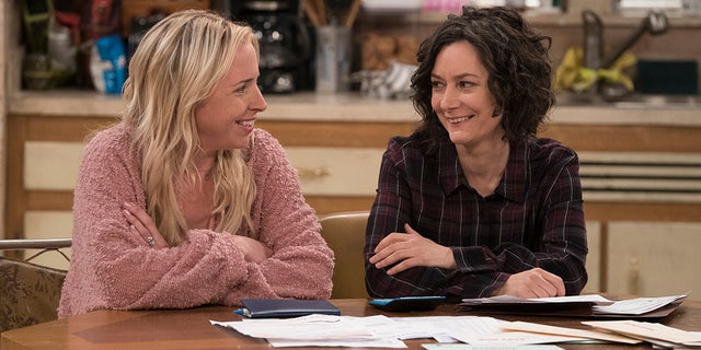 THE CONNERS - "Keep on TruckinÃ" - In the premiere episode, "Keep on TruckinÃ," a sudden turn of events forces the Conners to face the daily struggles of life in Lanford in a way they never have before. "The Conners" premieres TUESDAY, OCT. 16 (8:00-8:31 p.m. EDT), on ABC. (ABC/Eric McCandless)
LECY GORANSON, SARA GILBERT