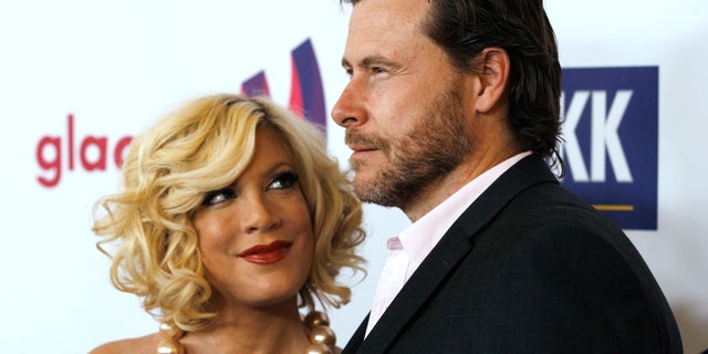 Tori Spelling և Dean McDermott se casó en 2006. 