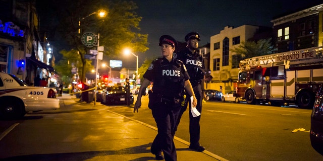 Toronto shooting rampage leaves 2 dead, 13 hurt; gunman dead after ...