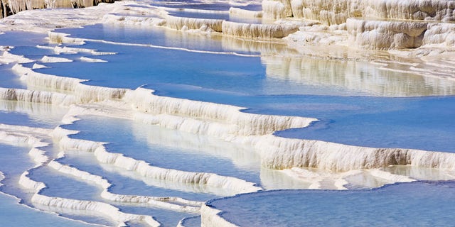 B46PBB Sinter Terraces, Pamukkale, Turkey