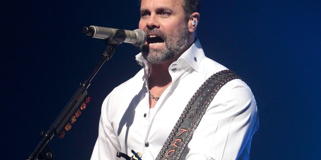 Troy Gentry was killed in a helicopter crash on Sept. 8.