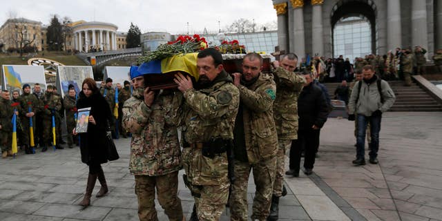 8 Soldiers Dead In Ukraine Despite Peace Agreement | Fox News