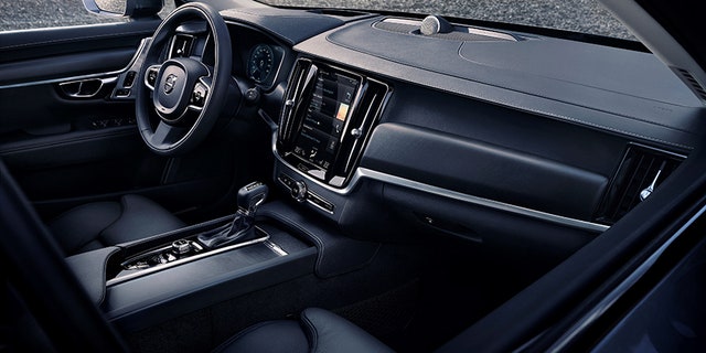 Volvo's Sensus touchscreen infotainment system in standard