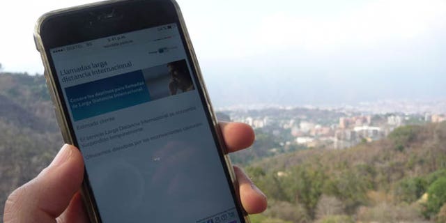 Movistar Venezuela informs its clients about the suspension of the international calls service.