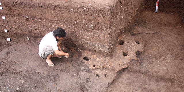 The excavation site at Rach Nui in Southern Vietnam. (ANU)