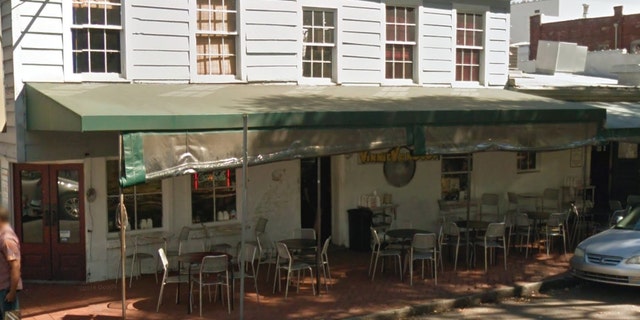 A waitress at a restaurant called Vinnie Van Go-Go's, in Savannah, Ga., served up a whooping to a disrespectful patron.