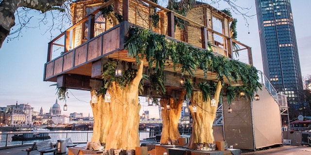 The 35 foot high luxury treehouse was inspired by the Lion Sands Game Reserve treehouse accommodation in South Africa.