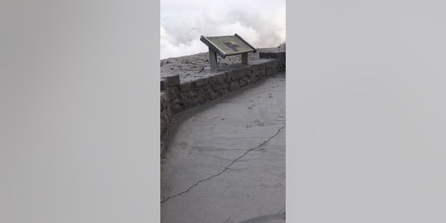Damage to Jaggar Museum overlook following 5.5 magnitude earthquake on June 3, 2018.