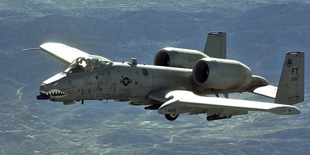 Legendary A-10 'Warthog' sends ISIS fleeing even as it faces Pentagon ...