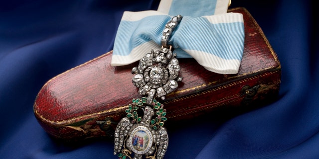 The Diamond Eagle medal