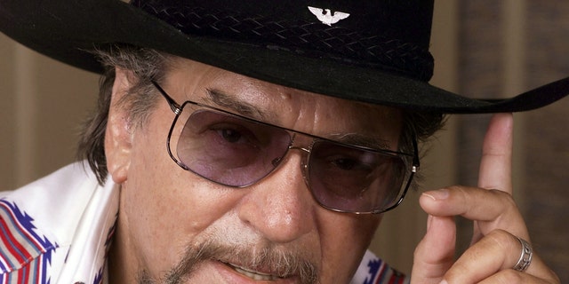 Waylon Jennings died in 2002 from diabetes-related health problems.