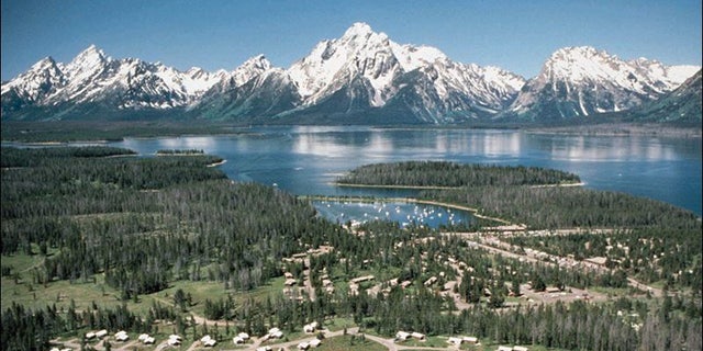 Wyoming offers no shortage of beautiful scenery, but one law professor warns taking a picture could get you in trouble. (AP)