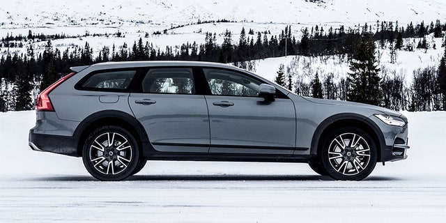 Volvo V90 Cross Country