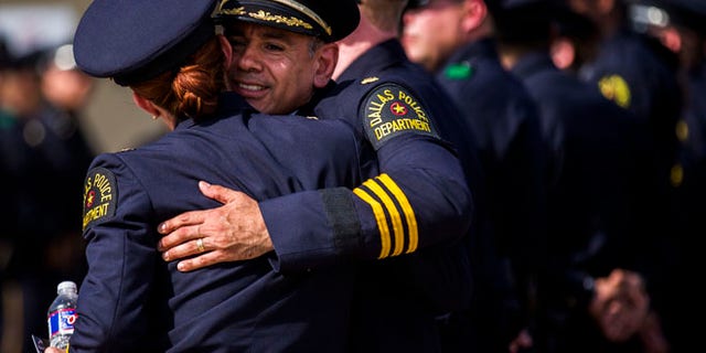 61c1cb23-Police Shootings Dallas Funeral