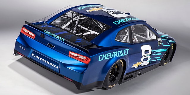 The Camaro ZL1 is the new Chevrolet race car of the Monster Energy NASCAR Cup Series. It makes its competition debut next February, with the start of the 2018 season.
