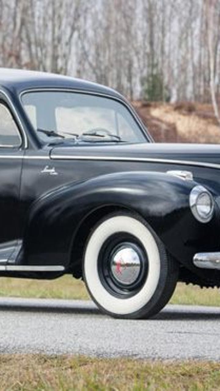 A pair of classic Lincolns from 'The Godfather' head to
