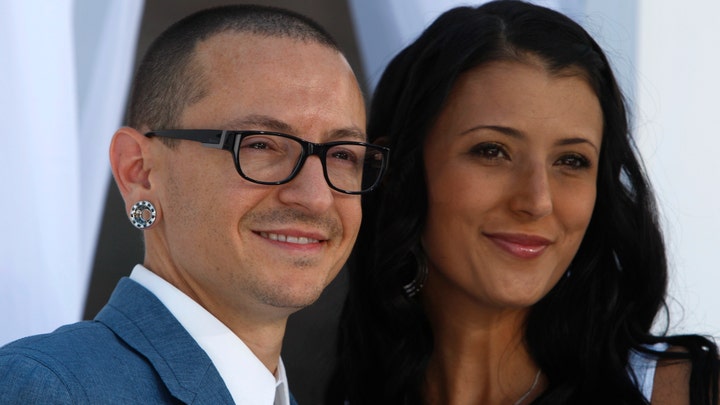 Chester Bennington death: Fans react