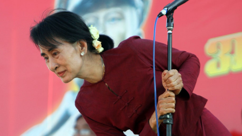 8d7d36f2-South Korea Suu Kyi