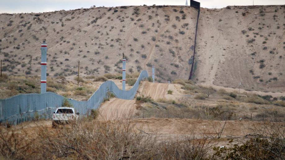 Apnewsbreak Barely Half Of Illegal Border Crossers Caught Fox News