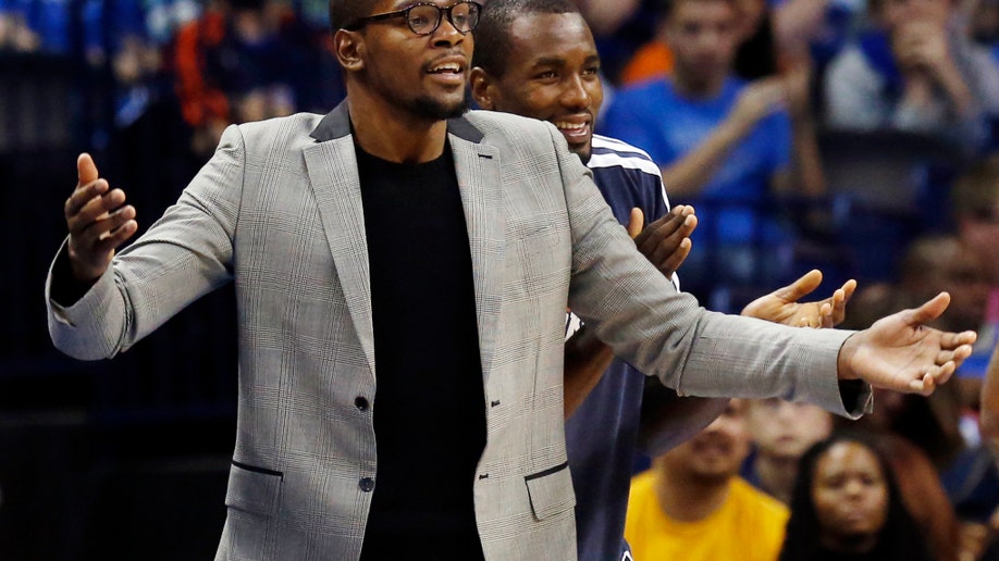 ca9770b5-Bucks Thunder Basketball