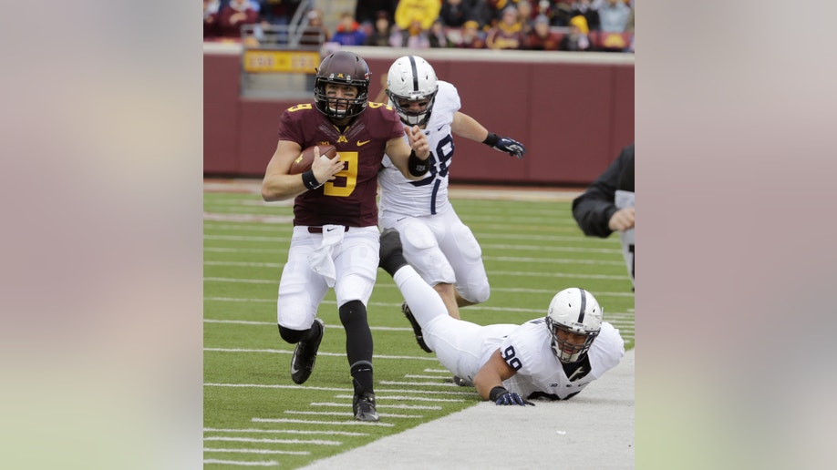 6f9e0d50-Penn State Minnesota Football