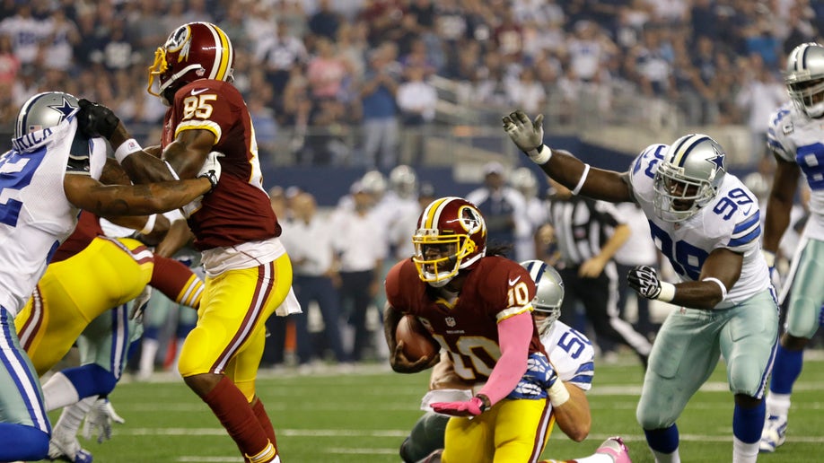 cbdbd482-Redskins Cowboys Football