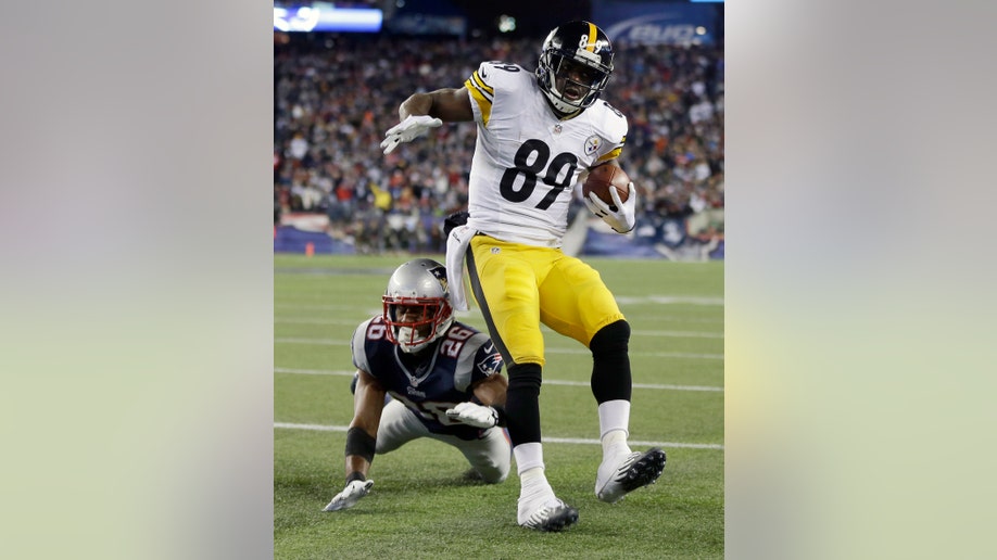 8ffbae1a-Steelers Patriots Football