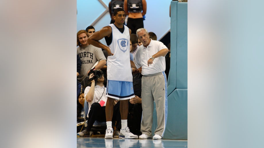 235ed50a-N Carolina Late Night With Roy Basketball