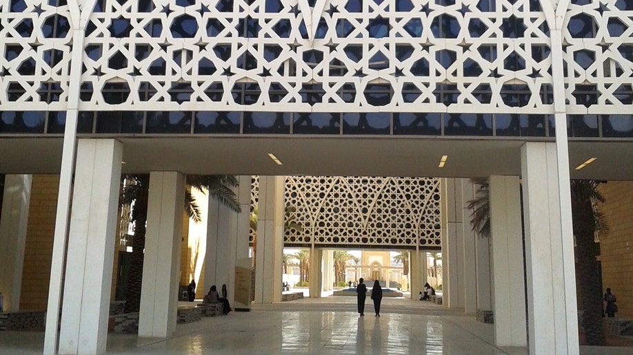 Mideast Saudi Women Universities