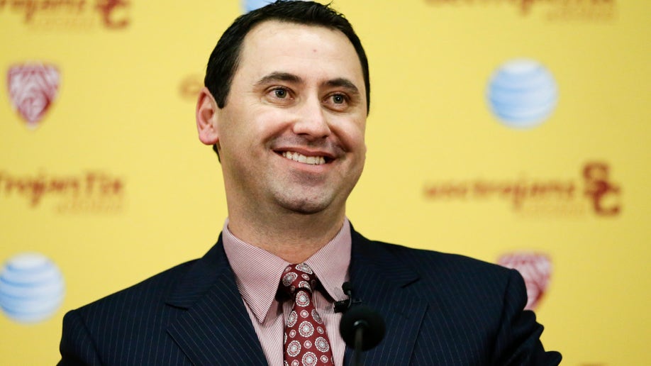 USC Sarkisian Football