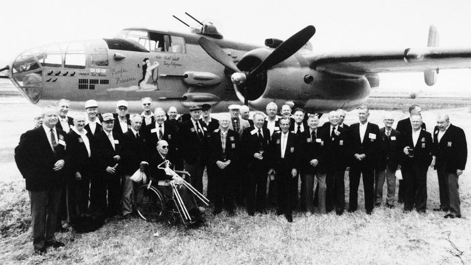 Doolittle Raiders Final Toast Photo Gallery