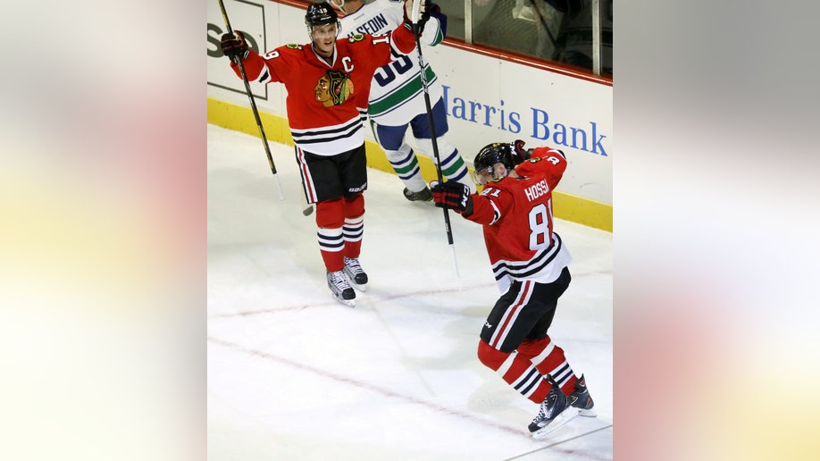 Canucks Blackhawks Hockey