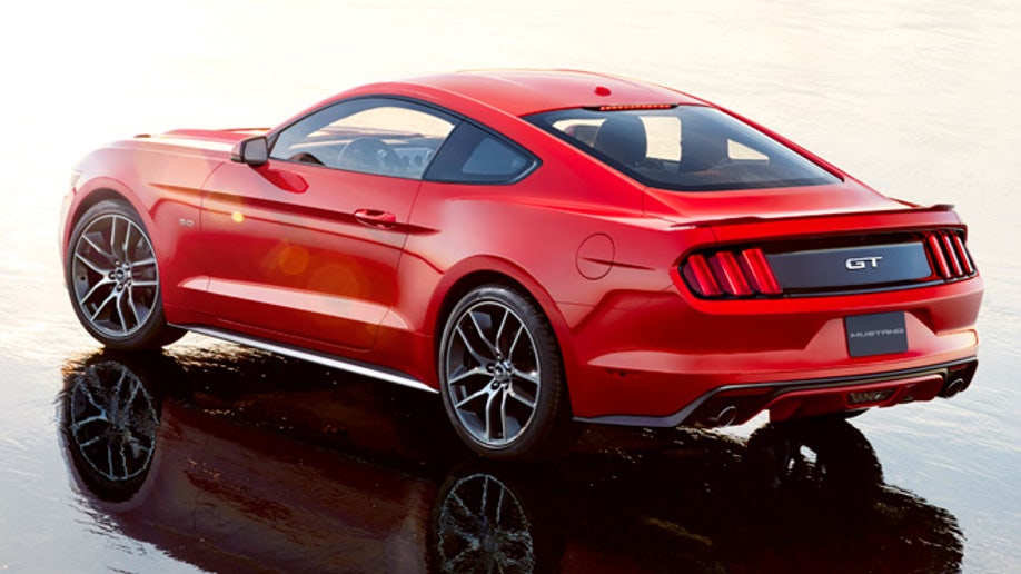 b282f6b8-The All-New Ford Mustang GT
