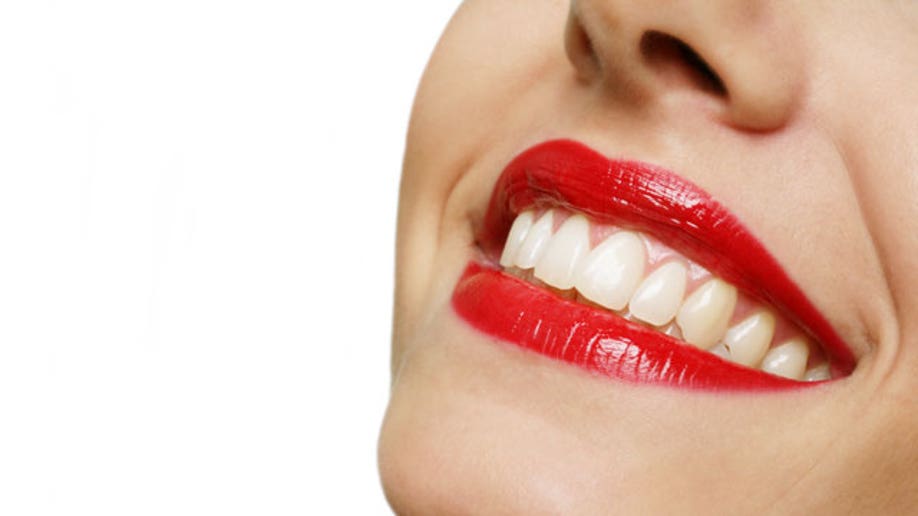 Отбеливание красных зубов отбеливание зубов стачивание